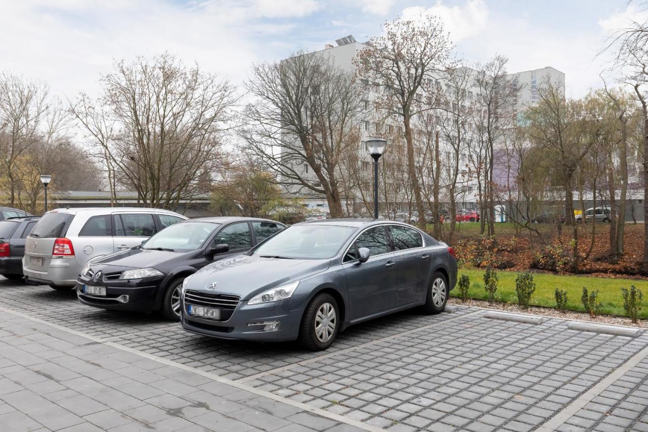 Apartamenty Platany Łopuskiego by Renters Kołobrzeg Zewnętrze zdjęcie